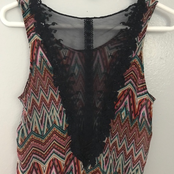 Dots Tie Front Tank Top - Picture 3 of 4